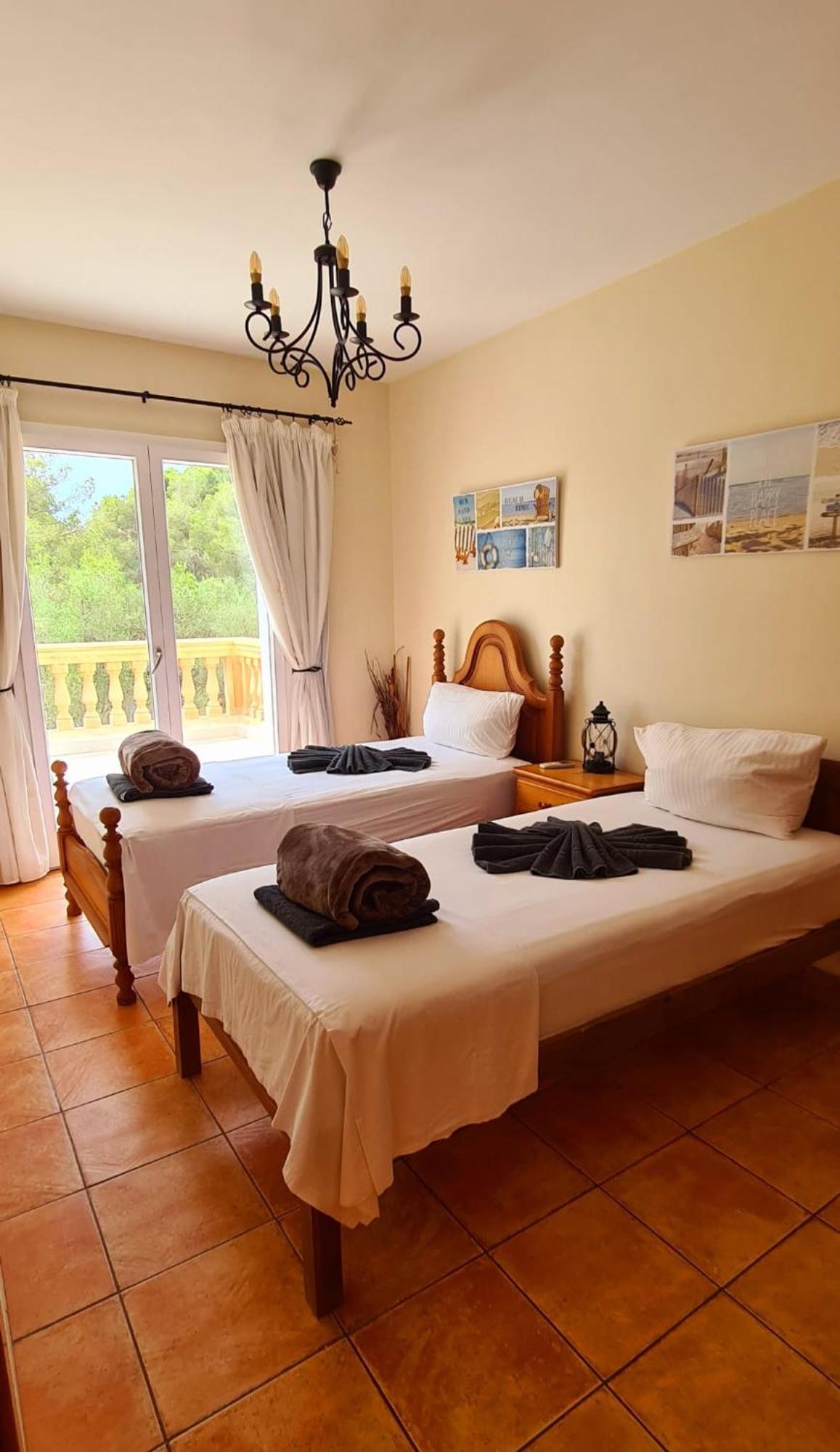 Casa Ladena Villa กาลา มูราดา ภายนอก รูปภาพ